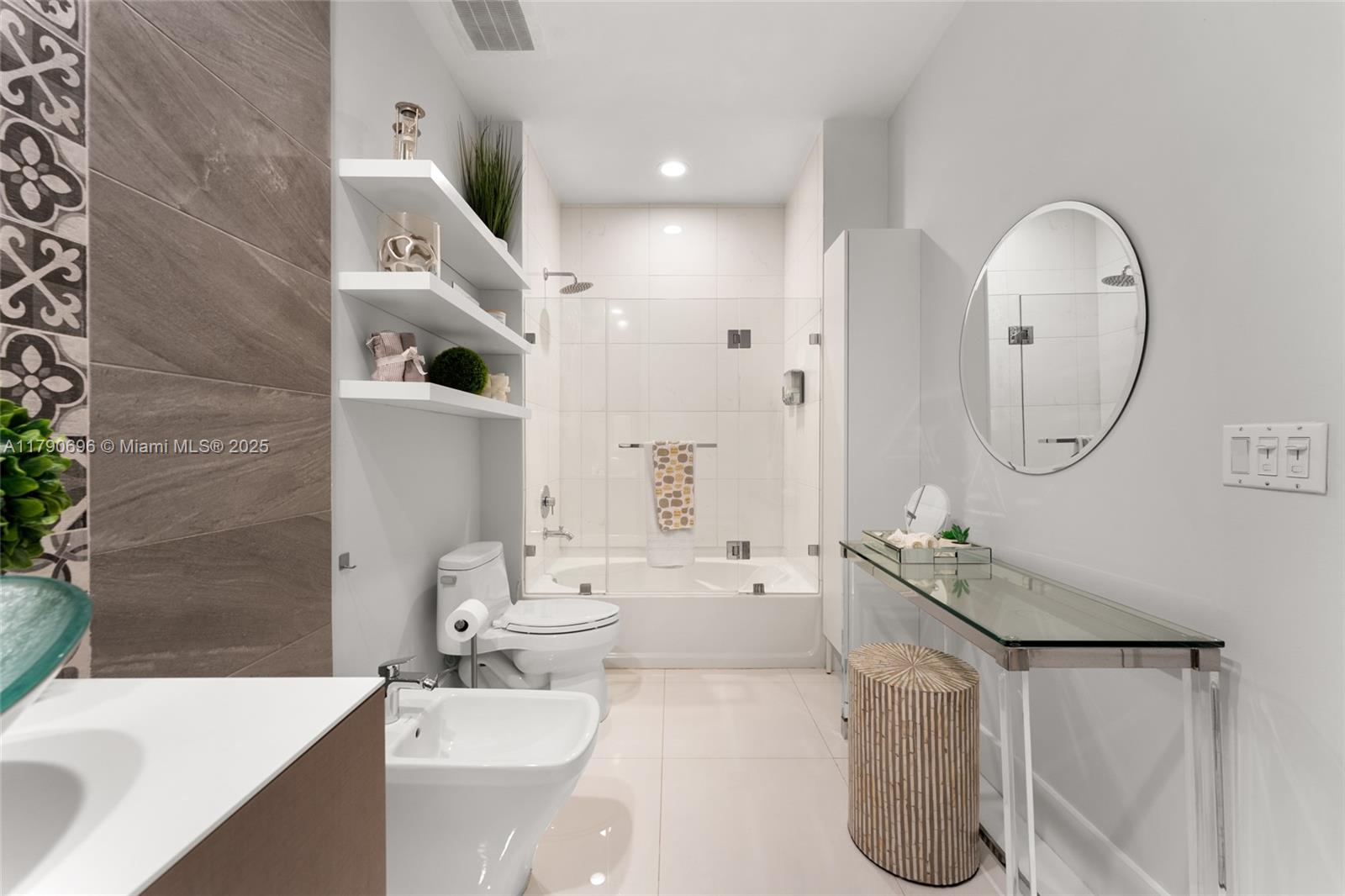 950 Brickell Bay Dr # 5504