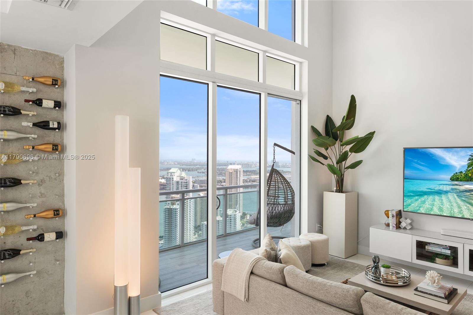 950 Brickell Bay Dr # 5504