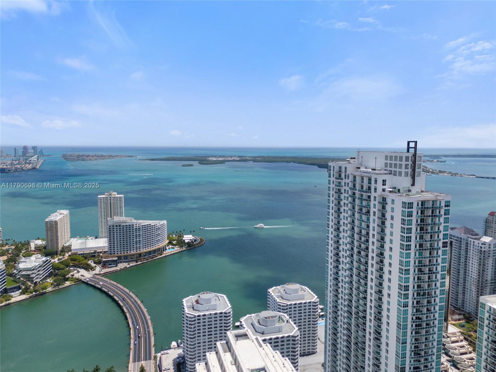 950 Brickell Bay Dr # 5504
