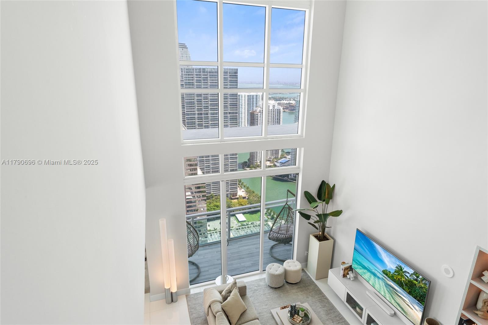 950 Brickell Bay Dr # 5504
