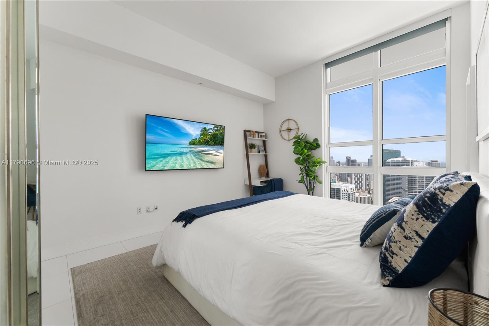 950 Brickell Bay Dr # 5504