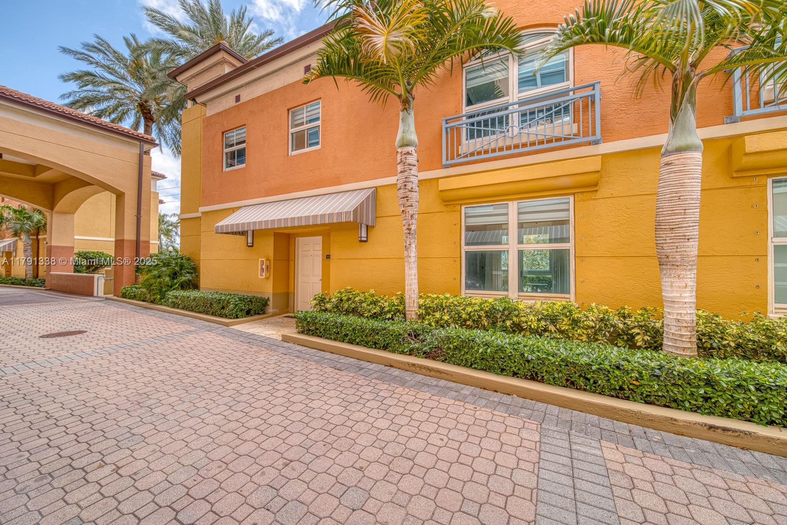 90 Alton Rd # 2 Unit: TH-2