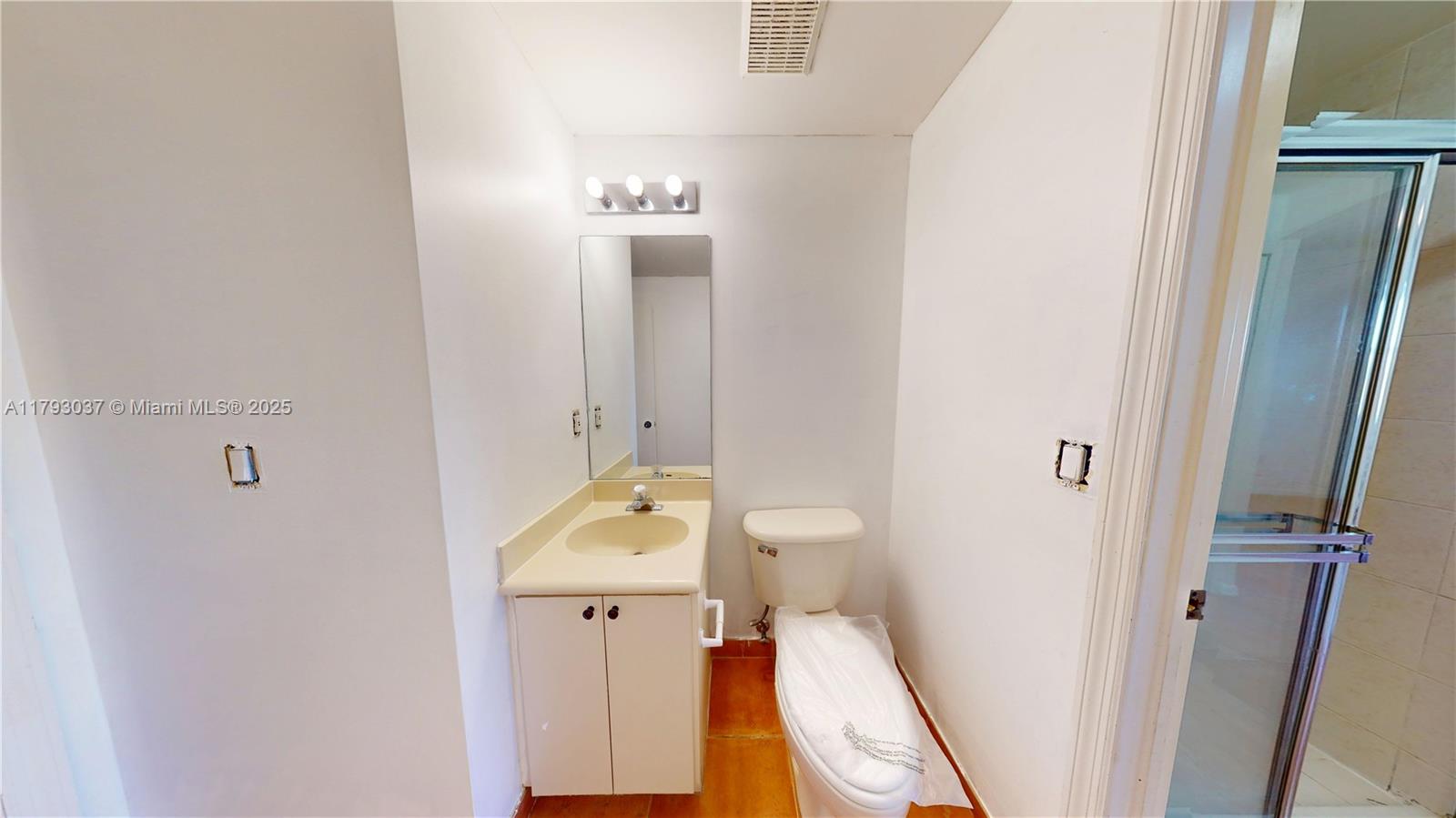 6520 NW 114th Ave # 1637