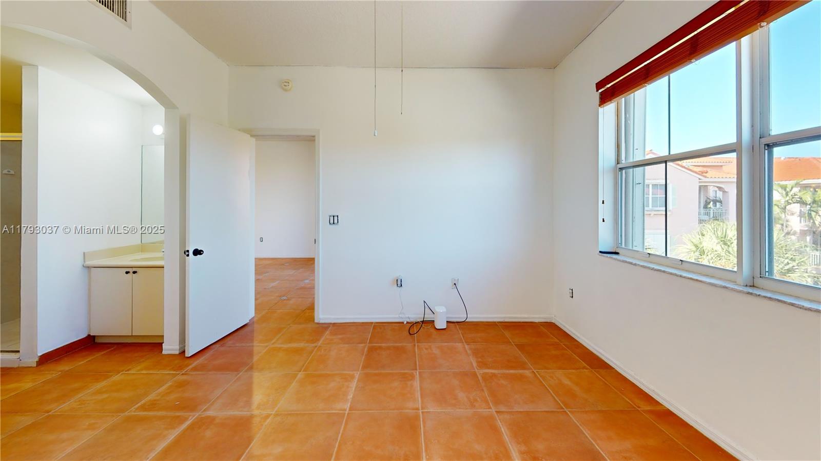 6520 NW 114th Ave # 1637