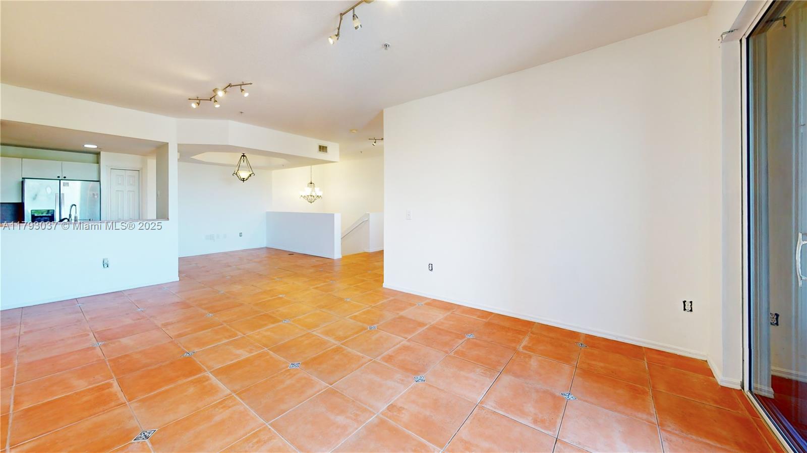 6520 NW 114th Ave # 1637