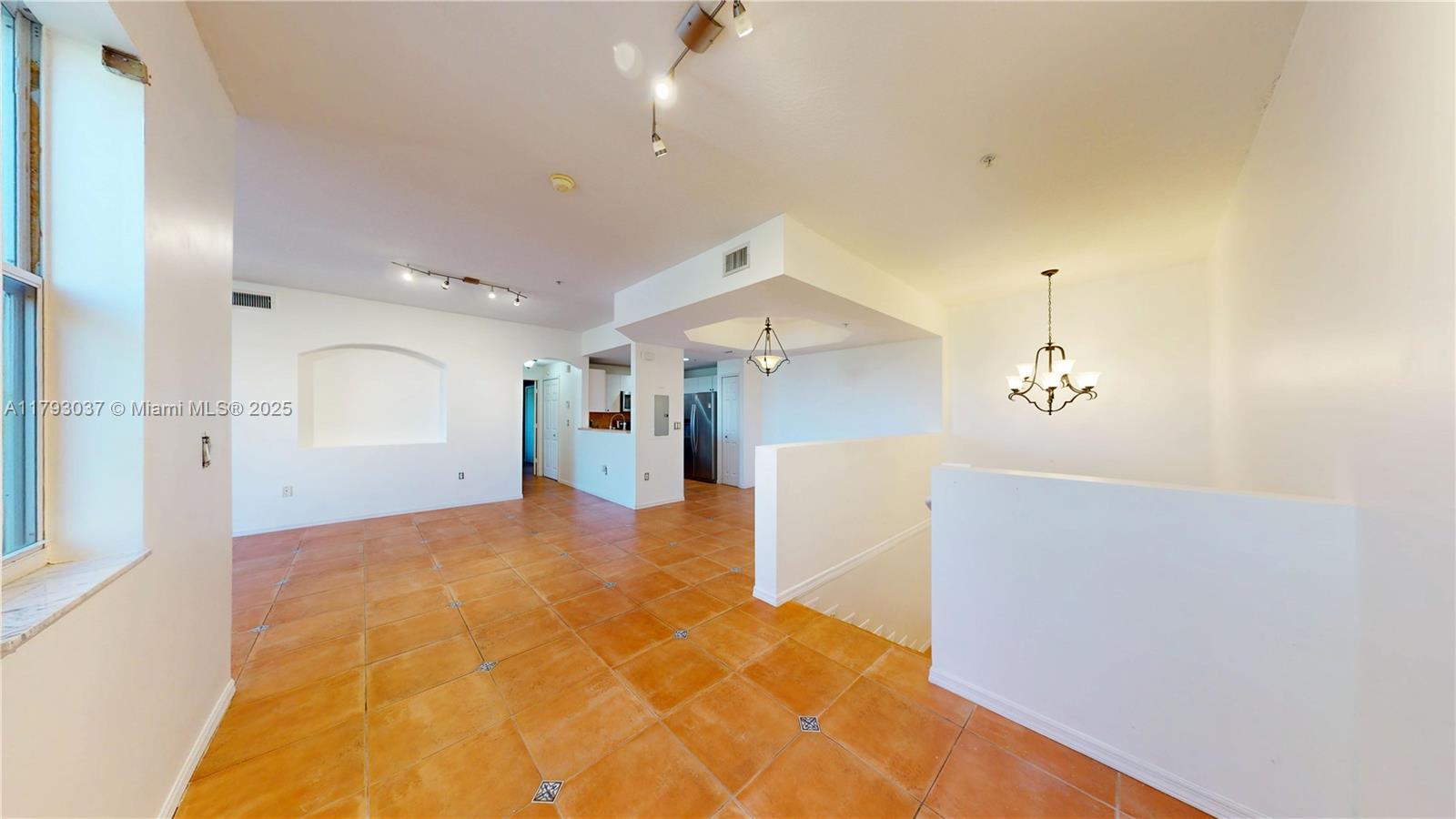 6520 NW 114th Ave # 1637