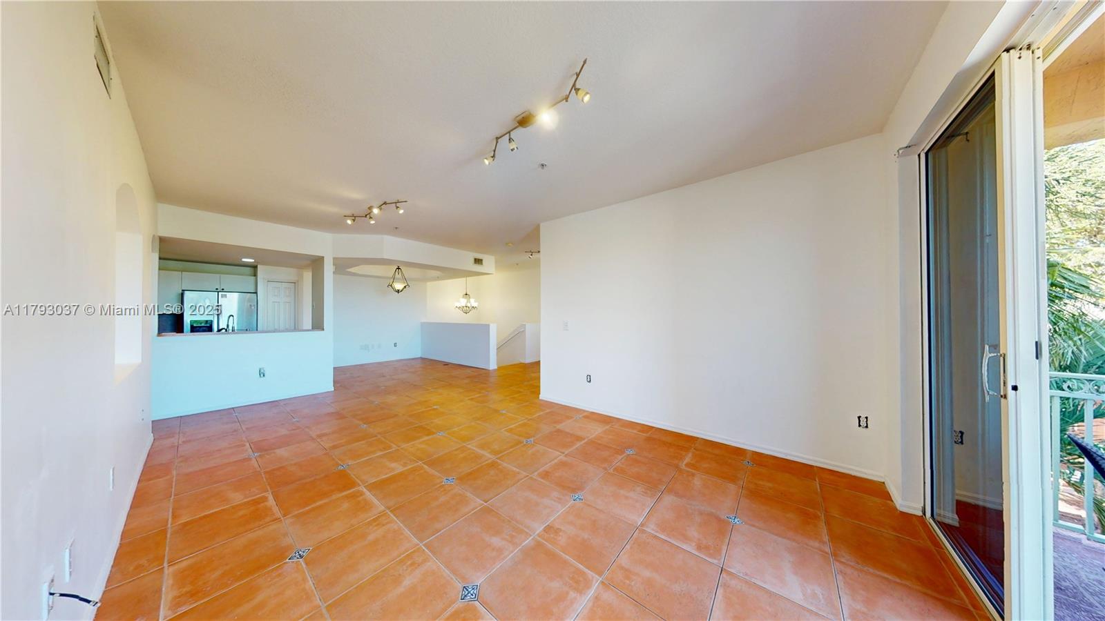 6520 NW 114th Ave # 1637