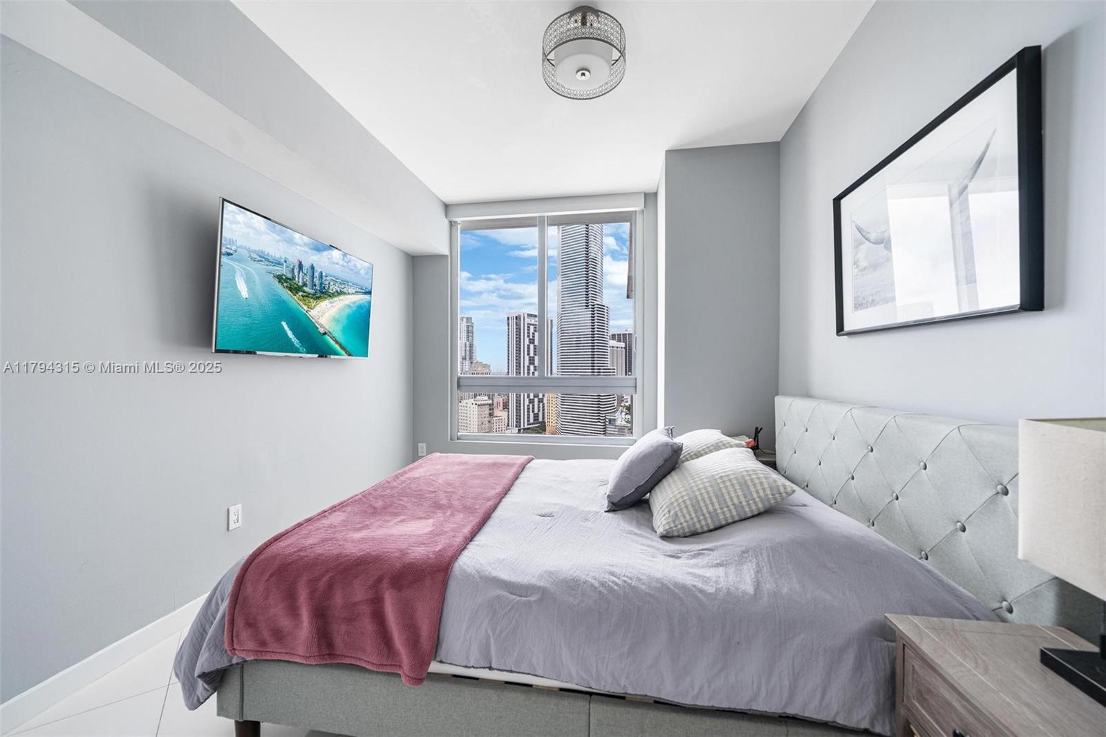 350 S Miami Ave Unit: 2505