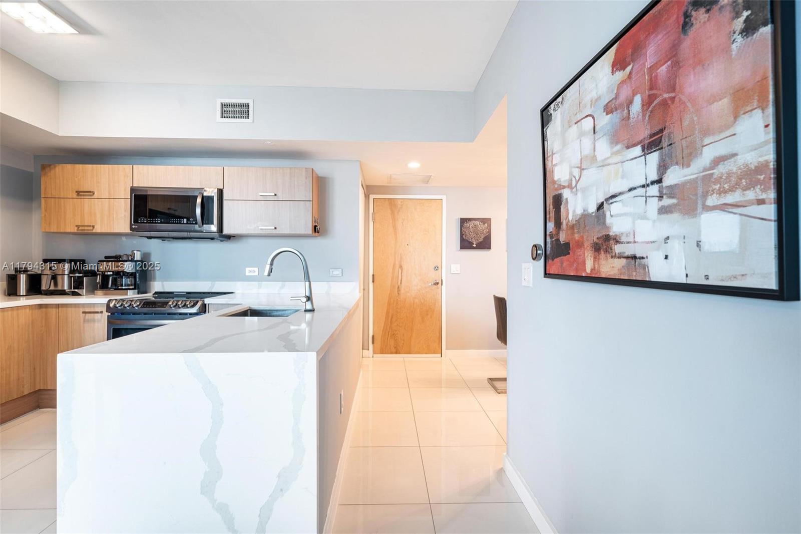 350 S Miami Ave Unit: 2505