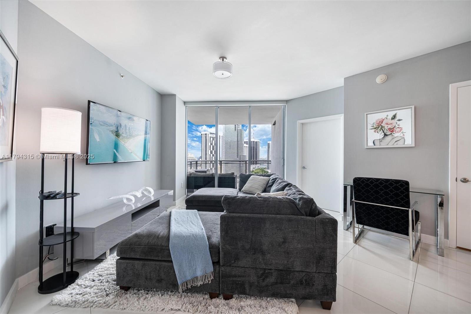 350 S Miami Ave Unit: 2505