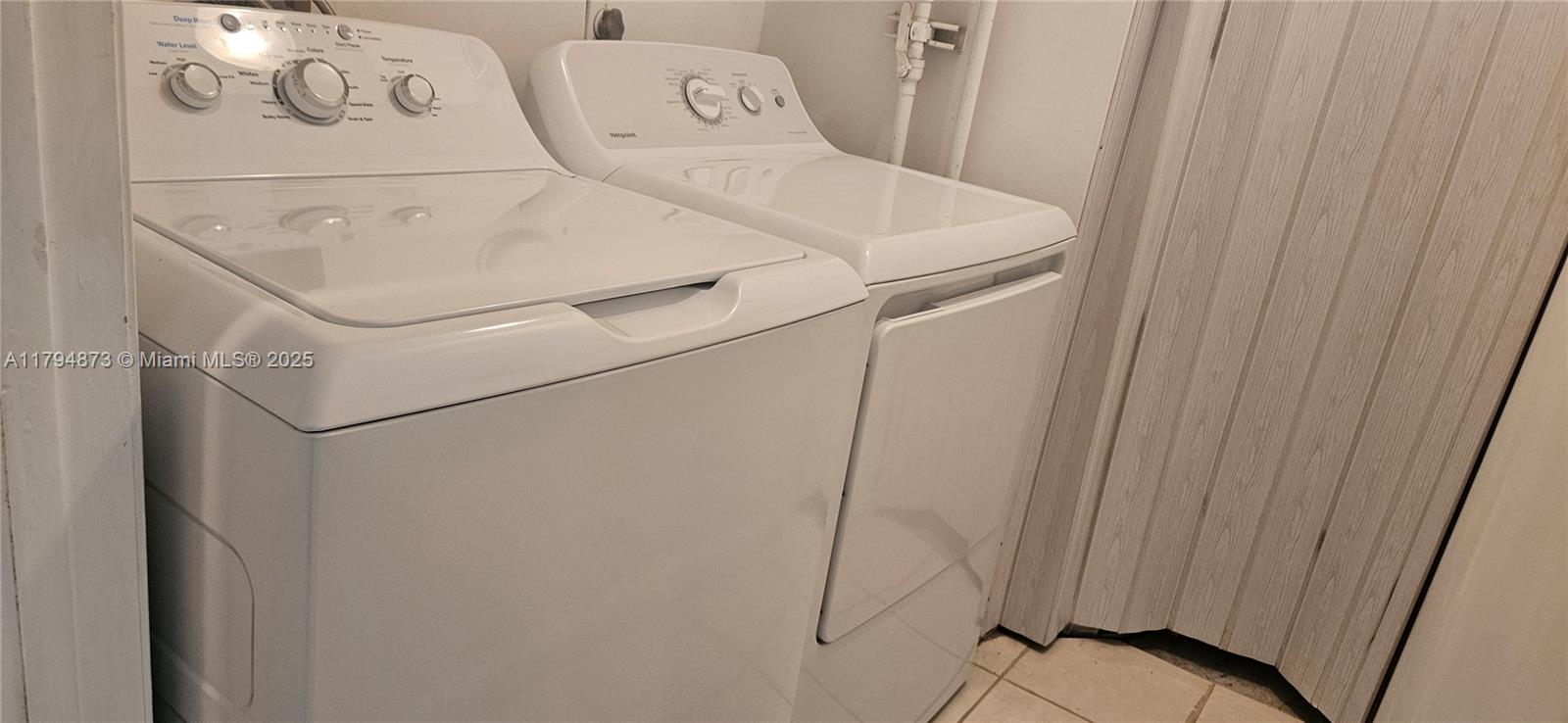 9001 Wiles Rd # 3 Unit: 103-3