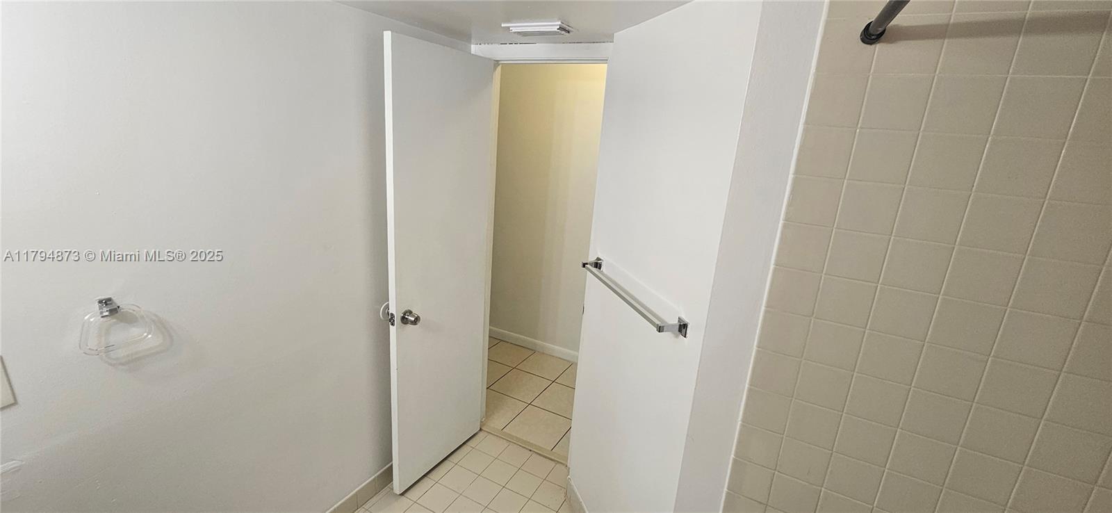 9001 Wiles Rd # 3 Unit: 103-3