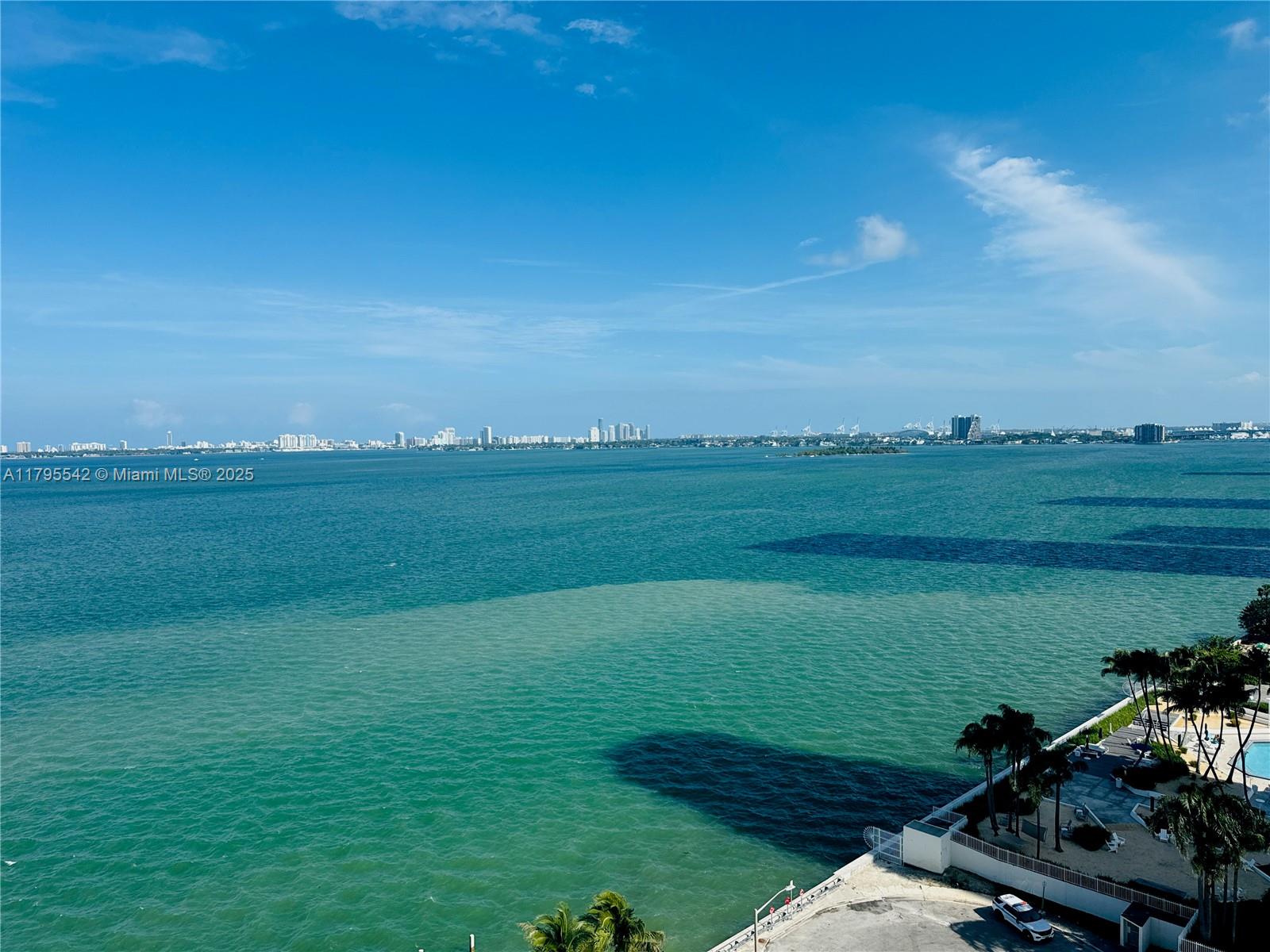 600 NE 36th St # 1516