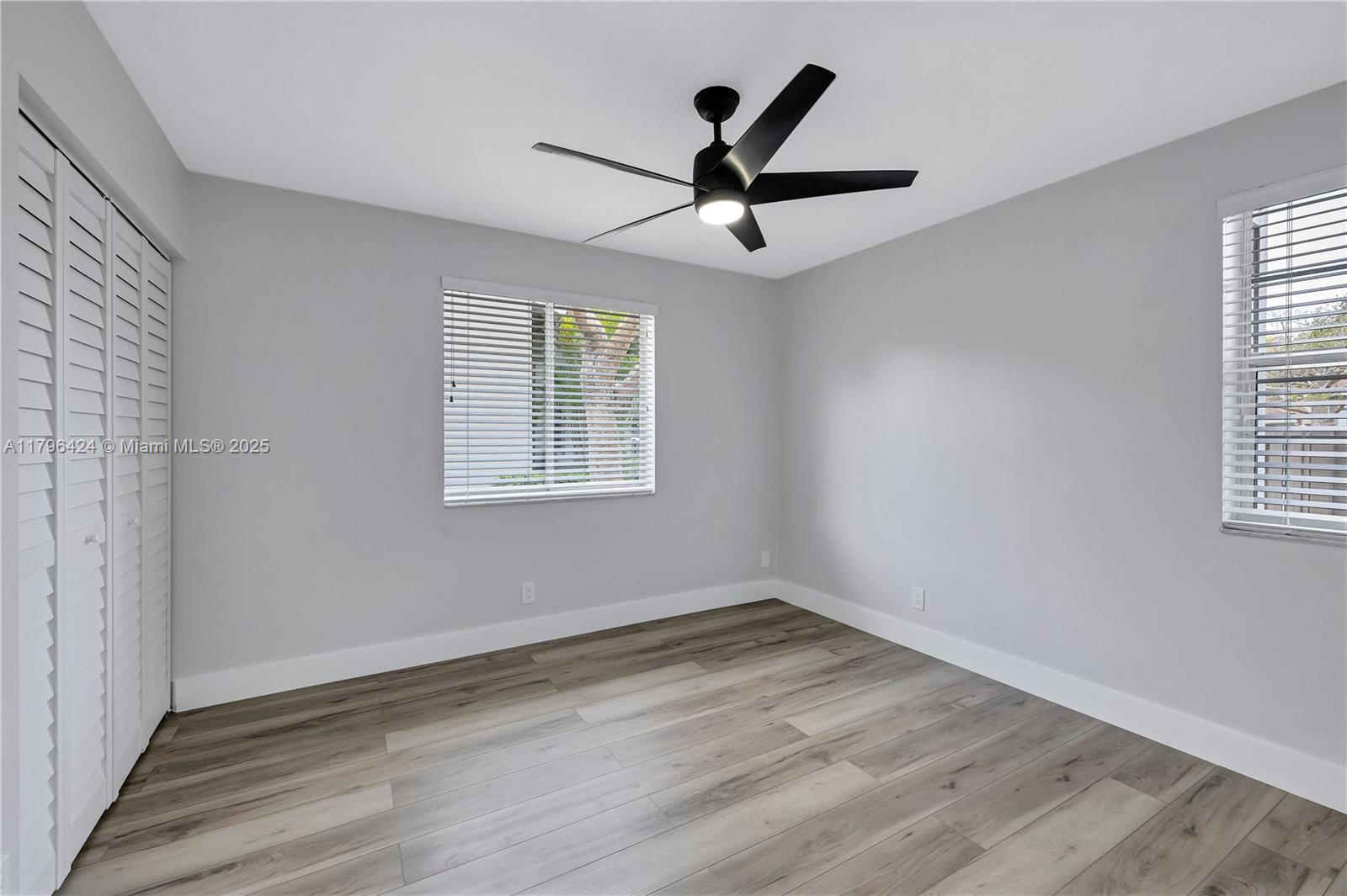 618 Woodgate Cir Unit: E