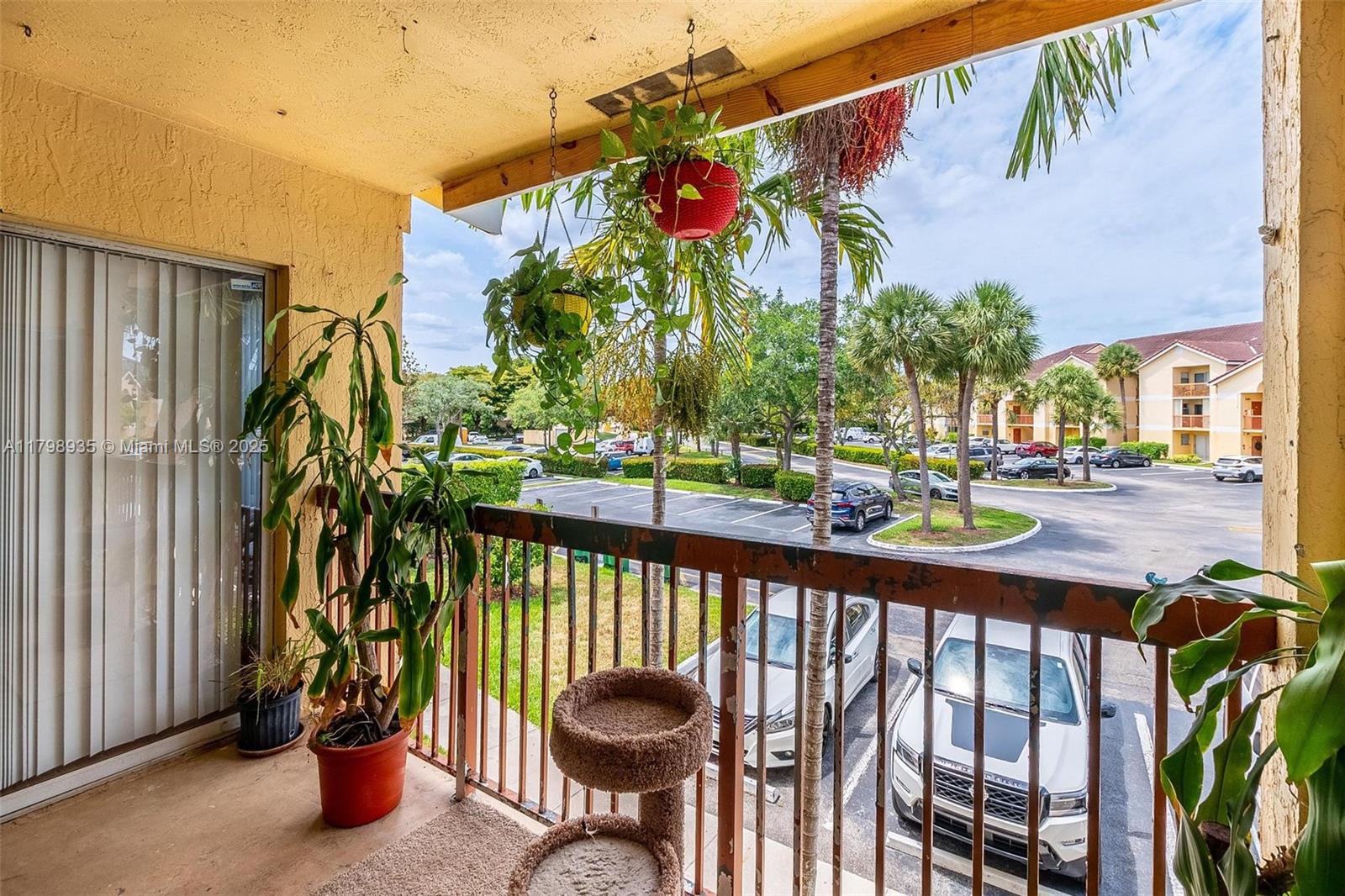 7620 Westwood Dr # 216