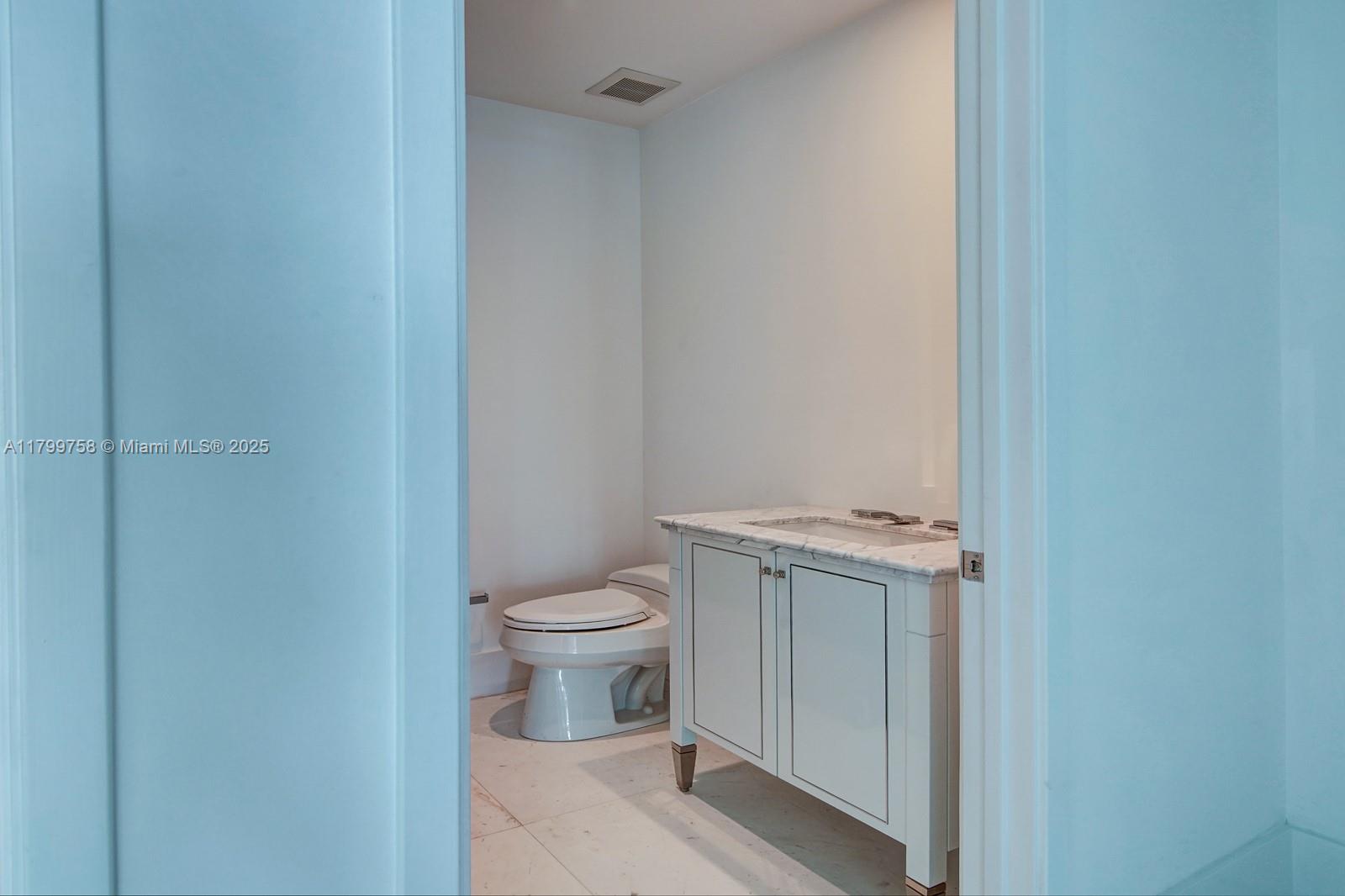 9349 Collins Ave # 1004