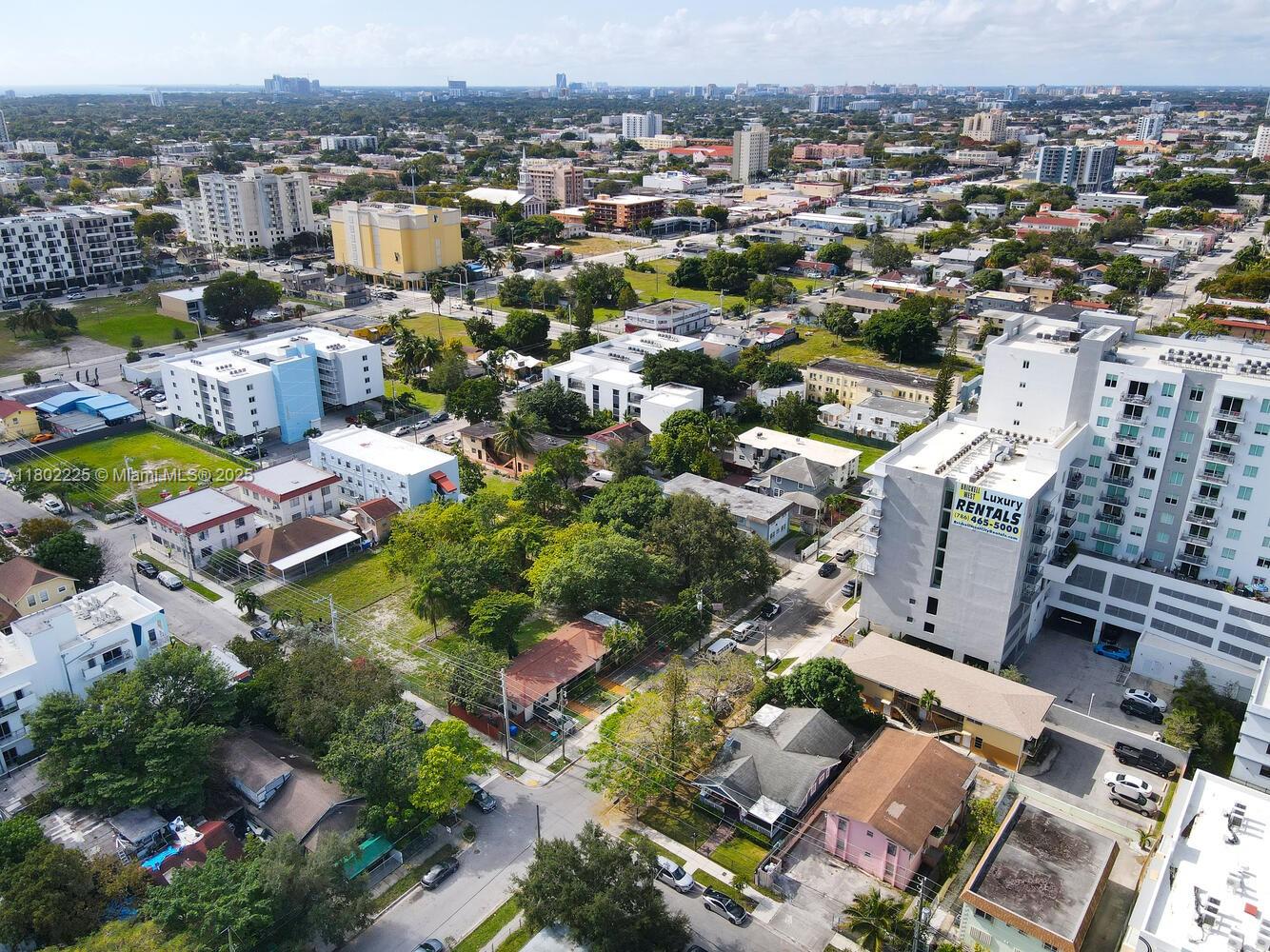 212 NW 7th Ave
