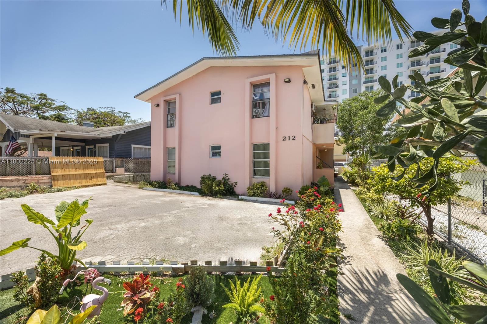 212 NW 7th Ave