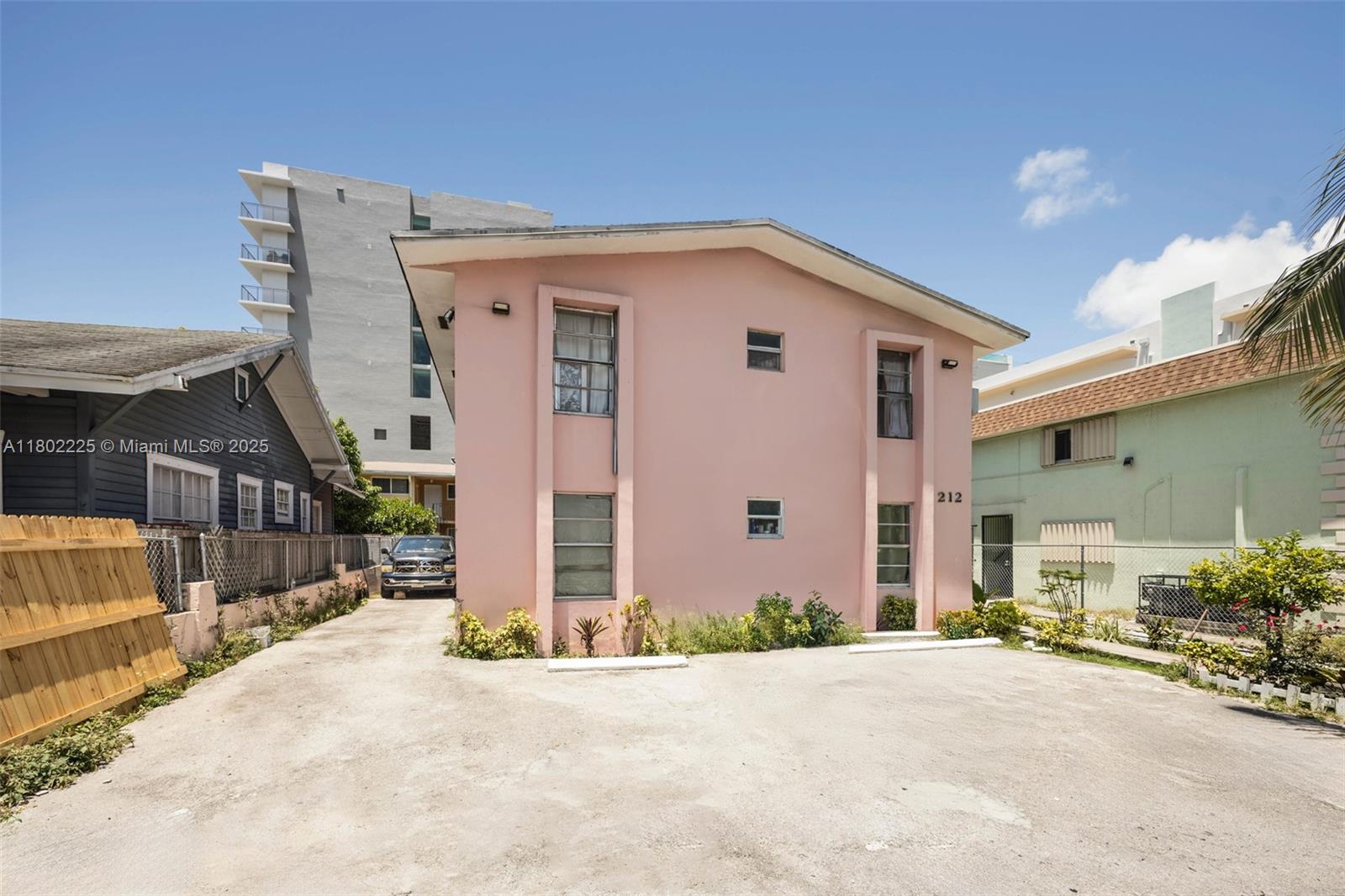 212 NW 7th Ave