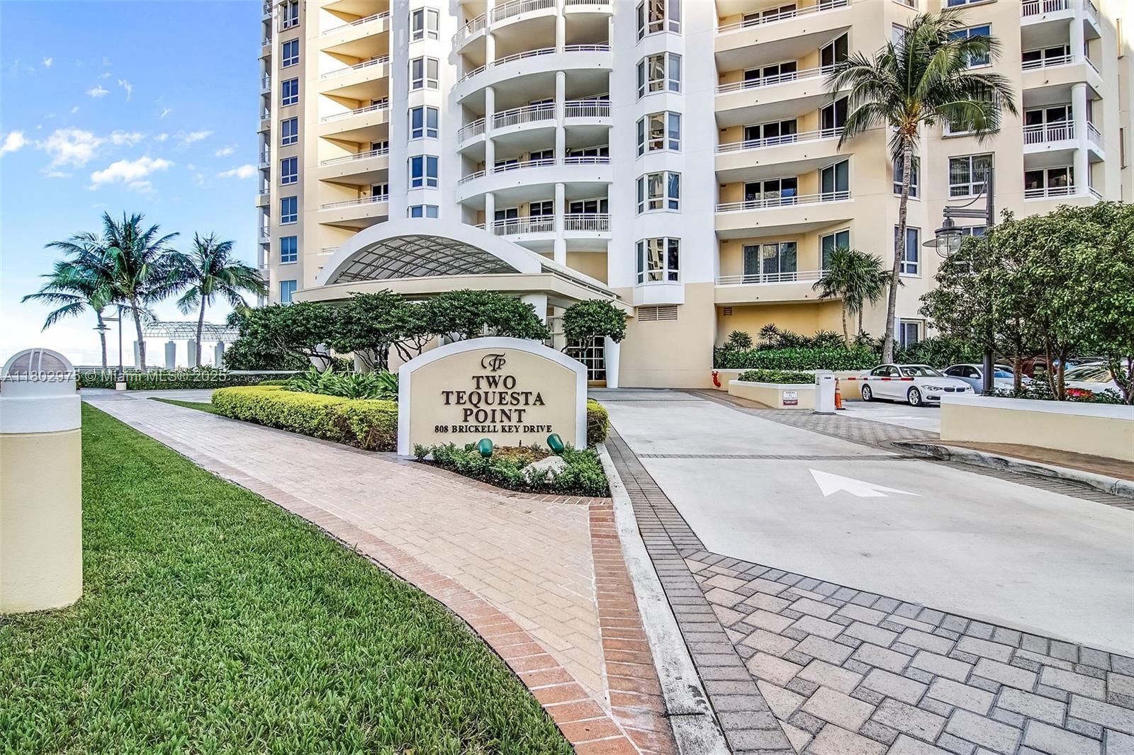 808 Brickell Key Dr # 2601