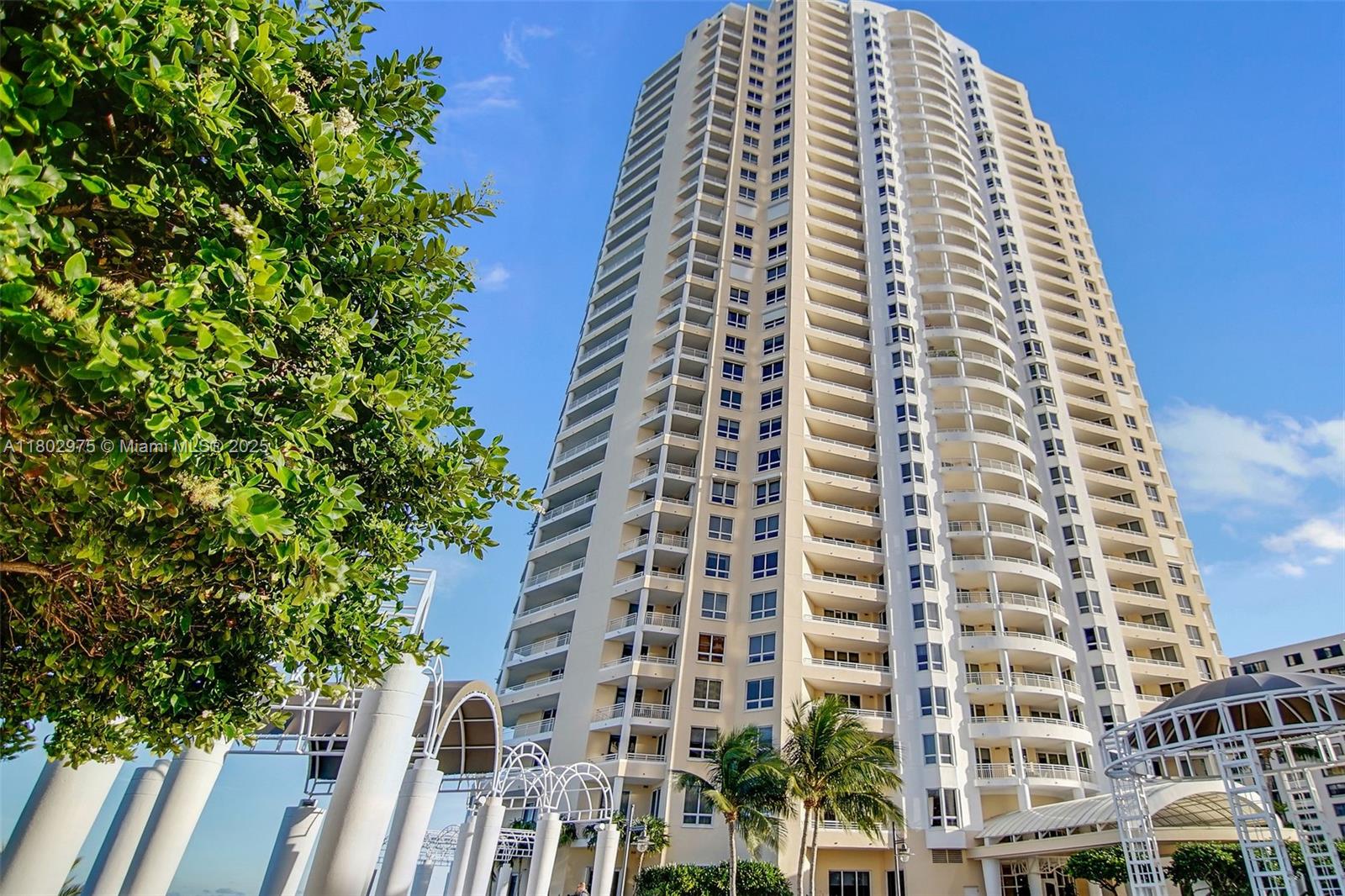808 Brickell Key Dr # 2601