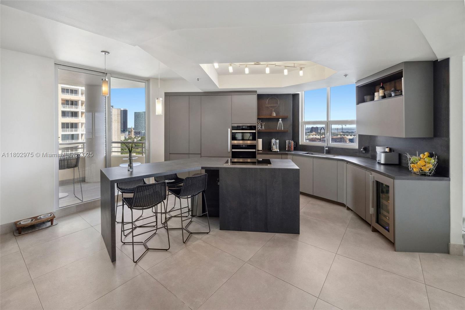 808 Brickell Key Dr # 2601