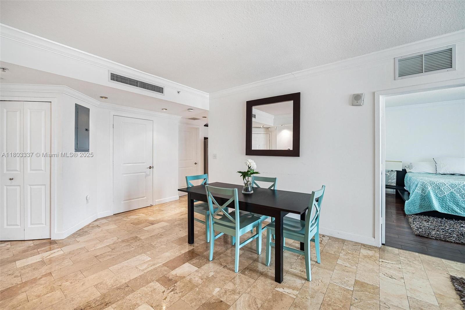 170 SE 14th St # 2805