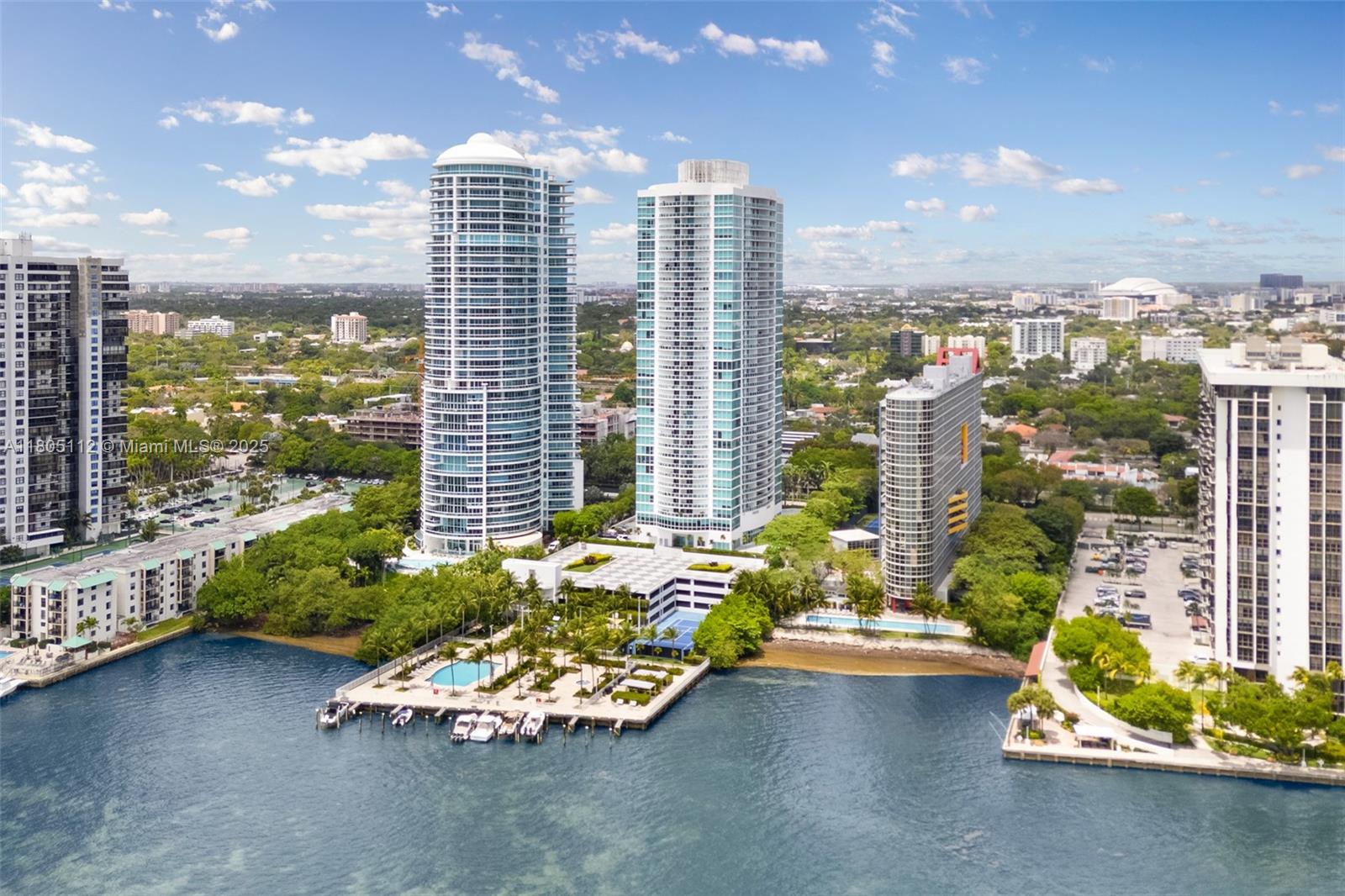 2101 Brickell Ave # 807