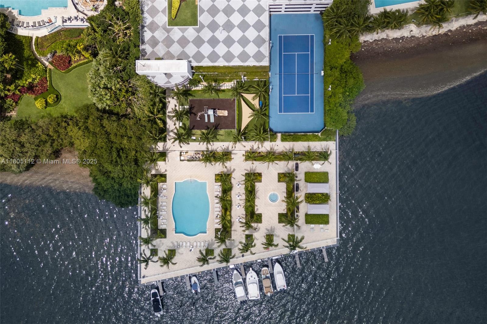 2101 Brickell Ave # 807
