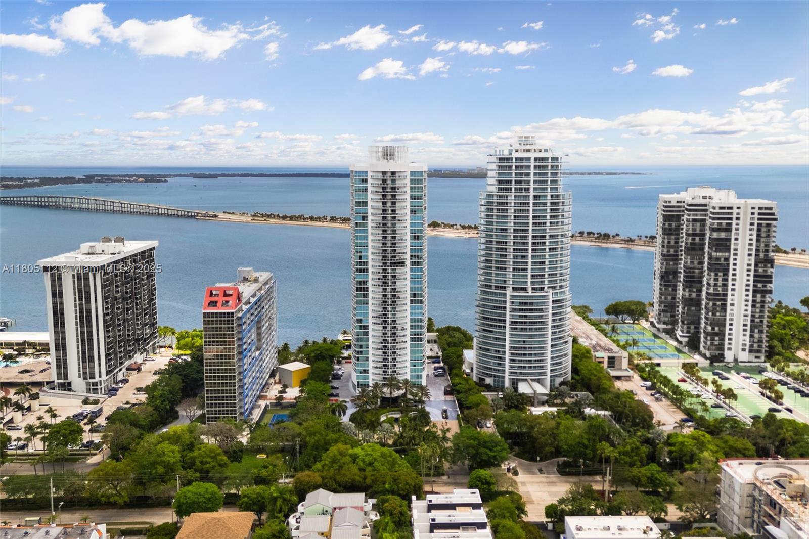 2101 Brickell Ave # 807