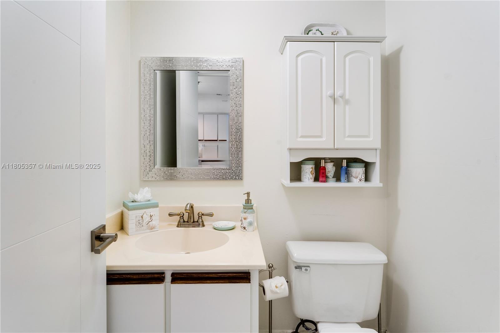 540 Brickell Key Dr # 1422