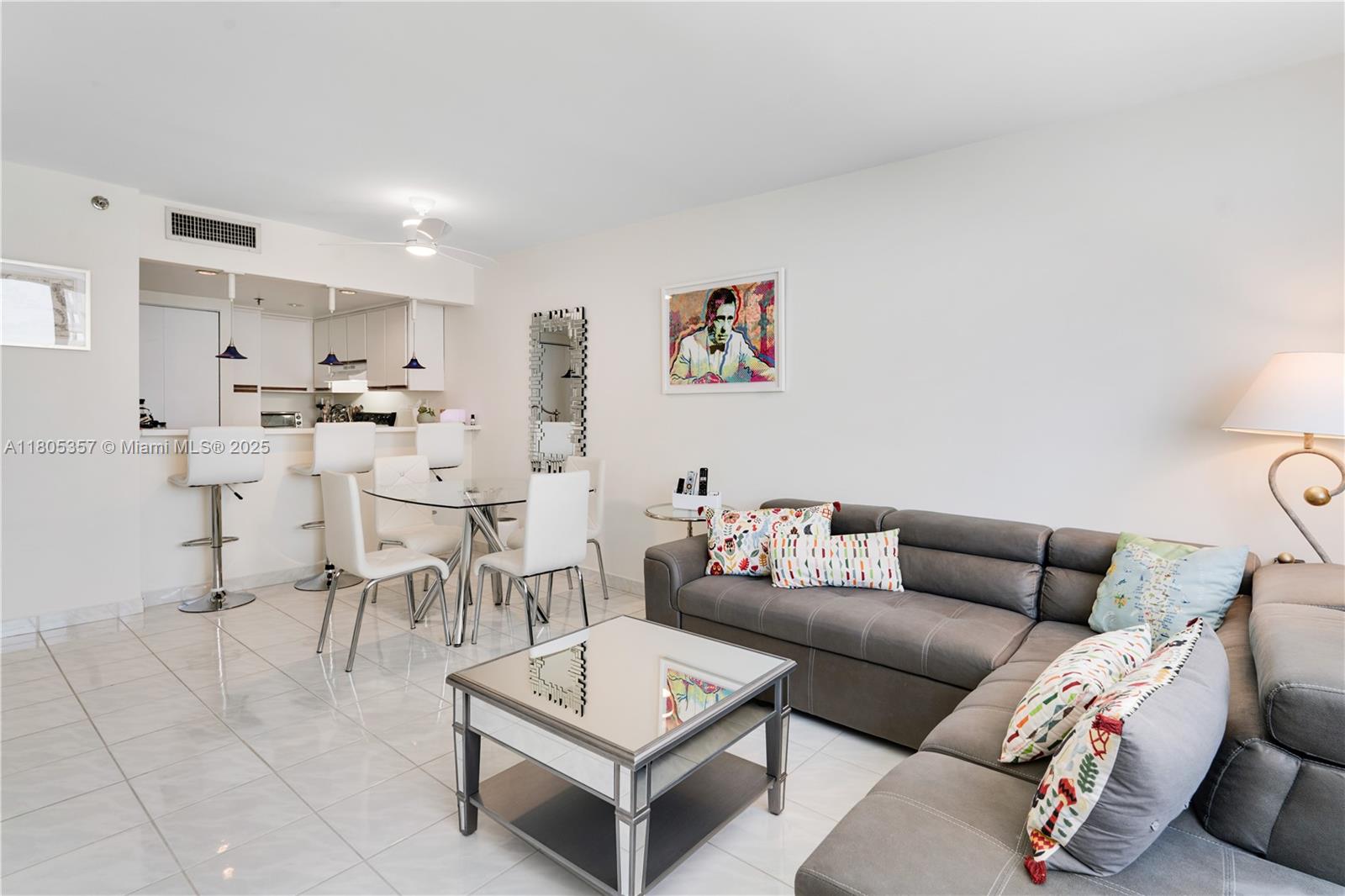 540 Brickell Key Dr # 1422