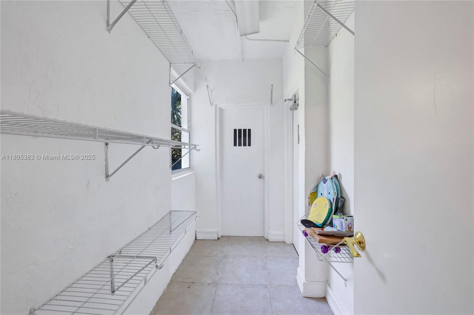 401 Poinciana Dr # 1225