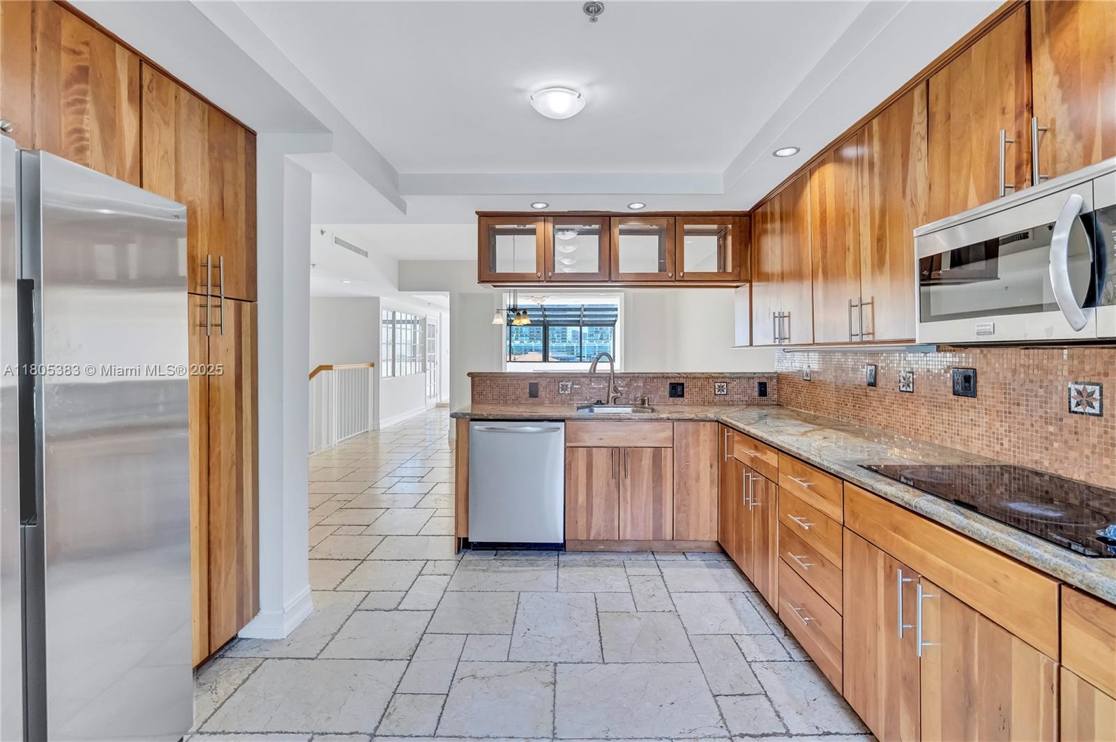 401 Poinciana Dr # 1225