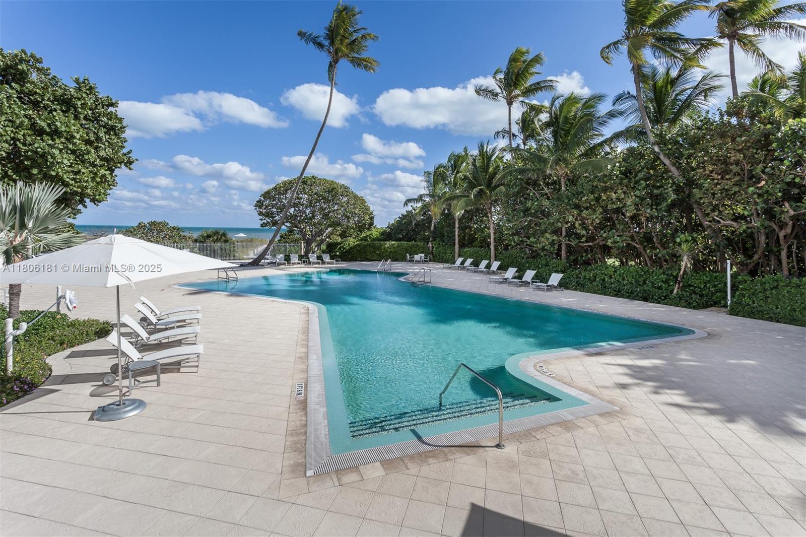 200 Ocean Lane Dr # 305
