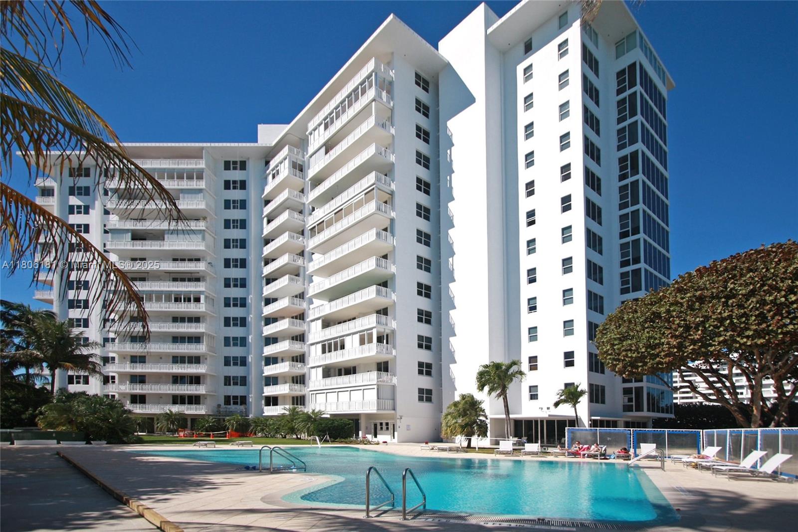 200 Ocean Lane Dr # 305