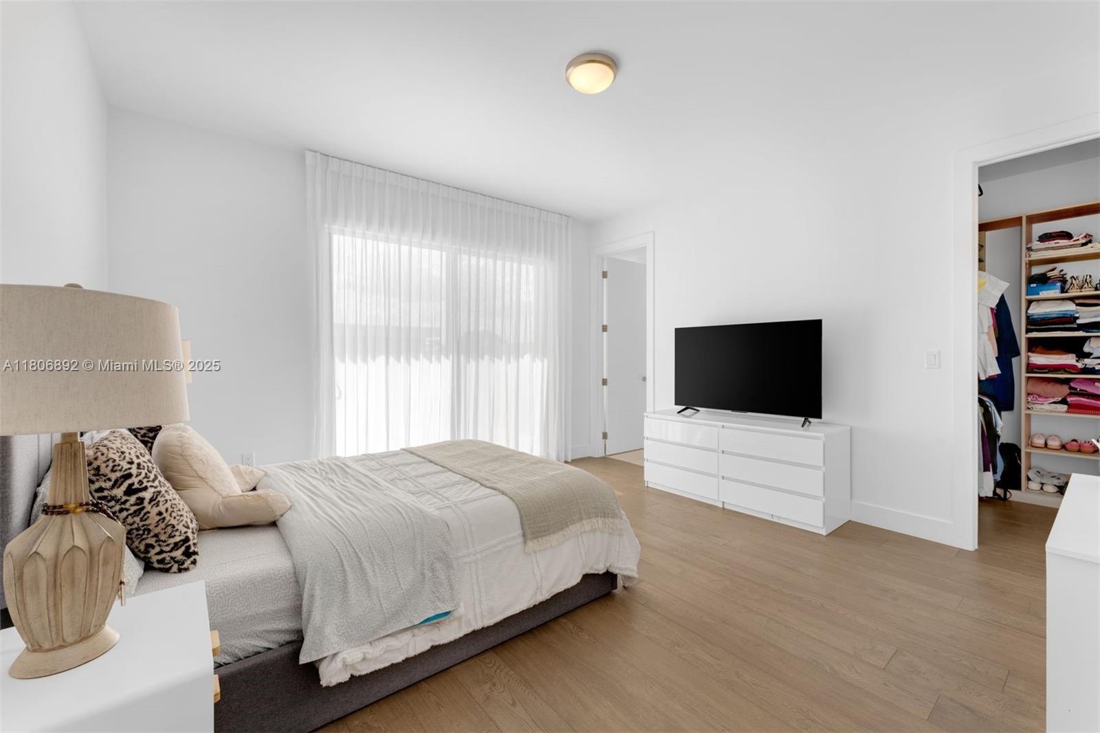 16703 S Botaniko Dr S