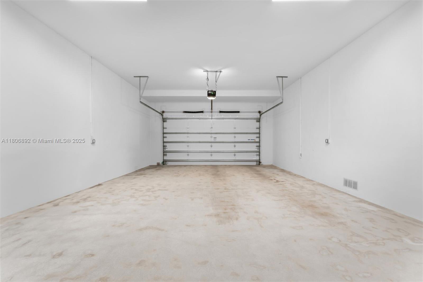 16703 S Botaniko Dr S