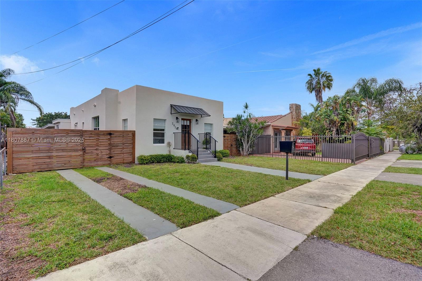 2978 SW 14th St