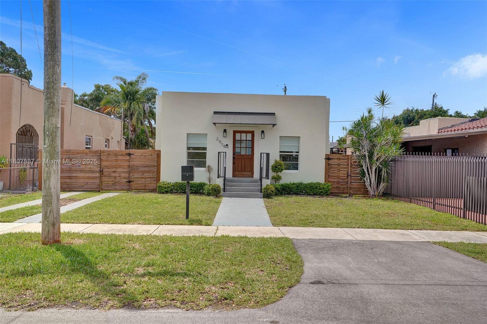 2978 SW 14th St