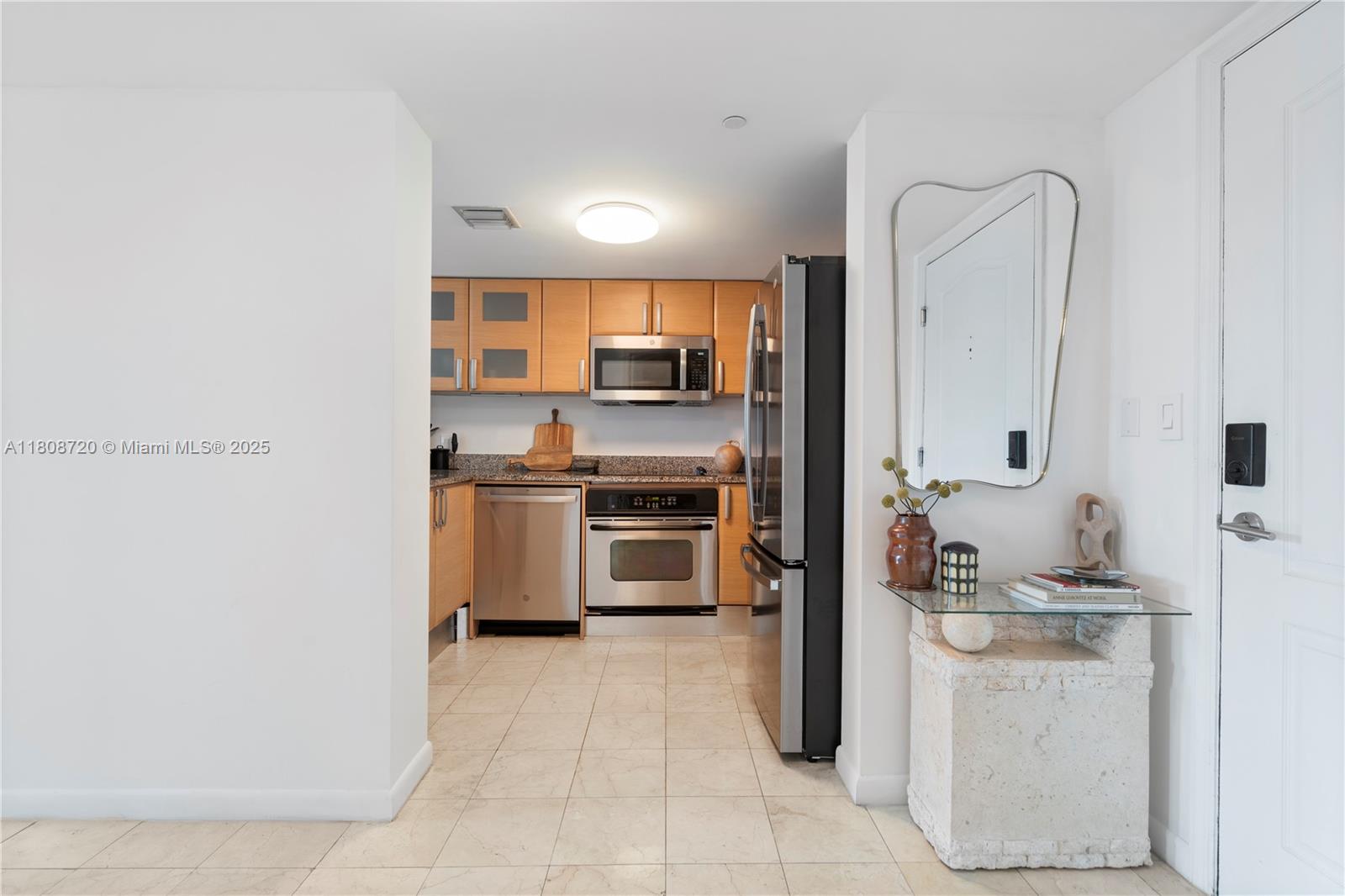 2101 Brickell Ave # 1702