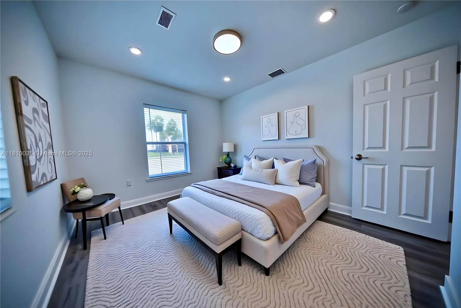 7 Montilla Ave