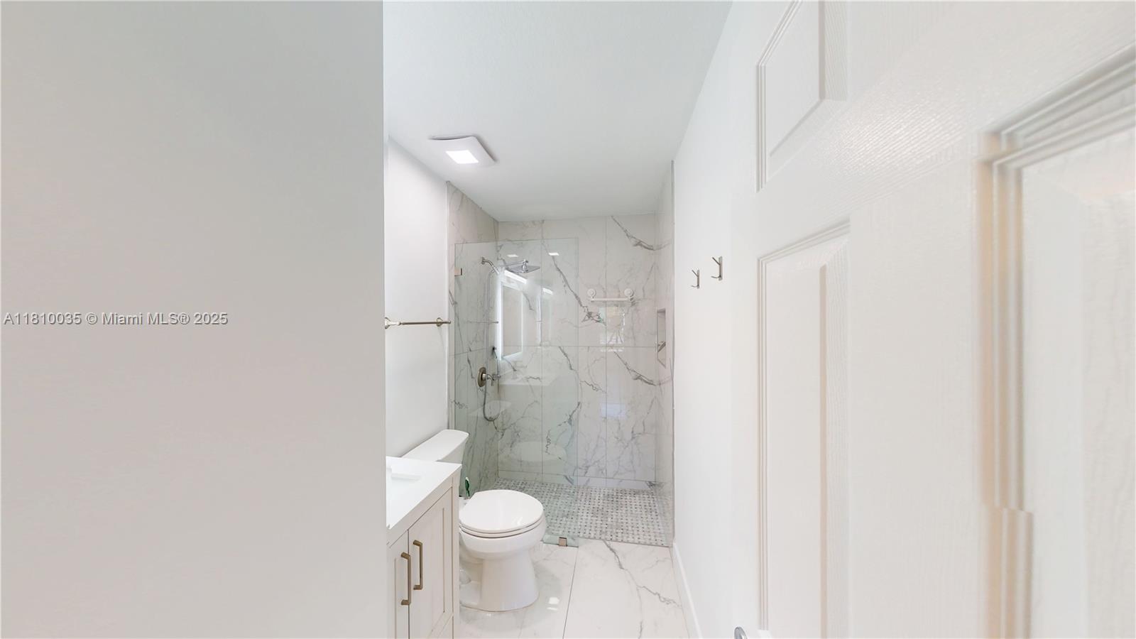 7 Montilla Ave