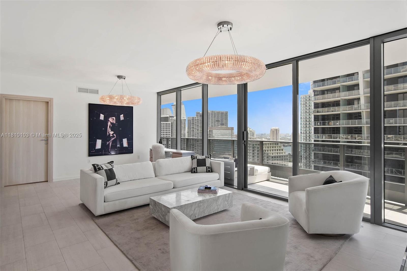1000 Brickell Plz # 4209