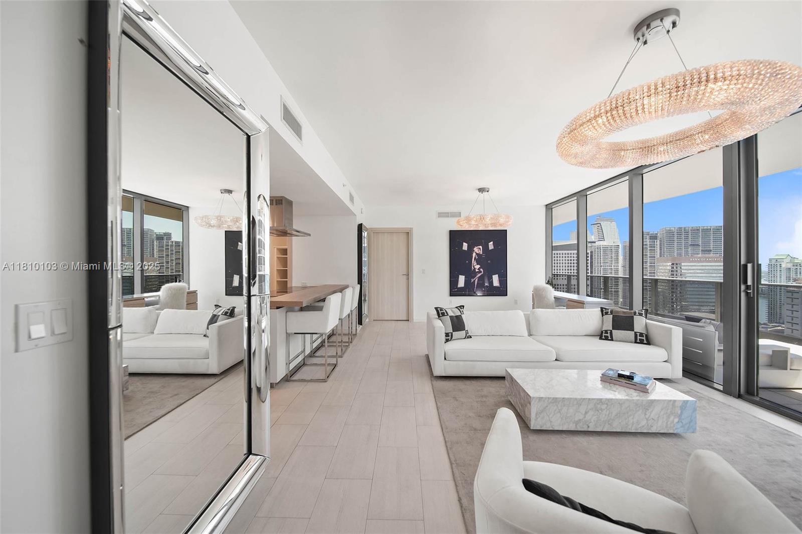 1000 Brickell Plz # 4209