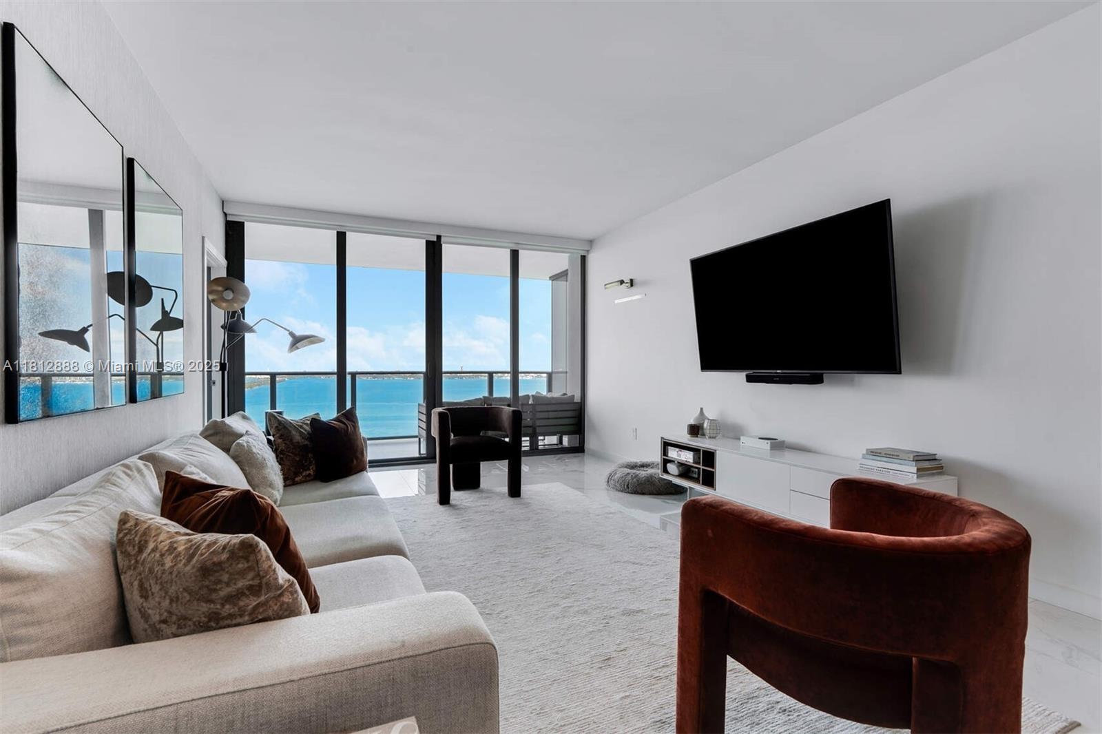 3131 NE 7th Ave # 2503