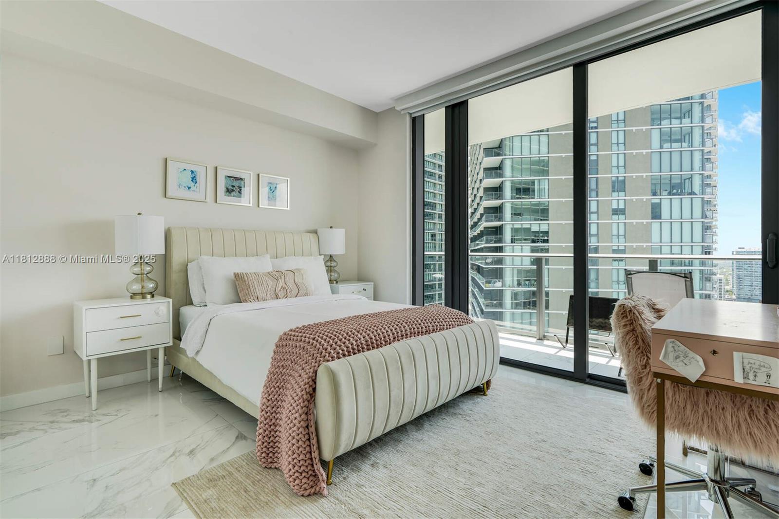 3131 NE 7th Ave # 2503