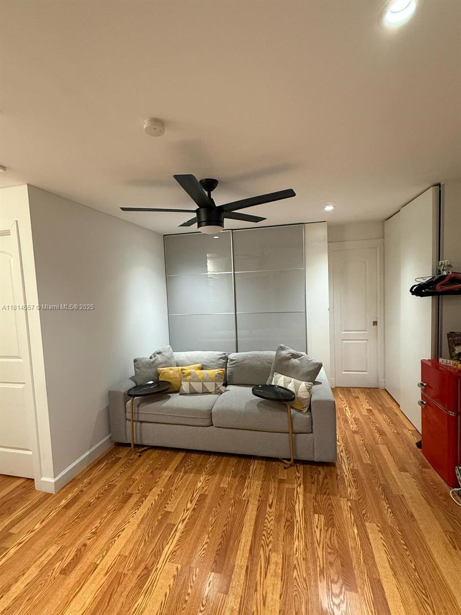 5775 SW 80th St # 5775