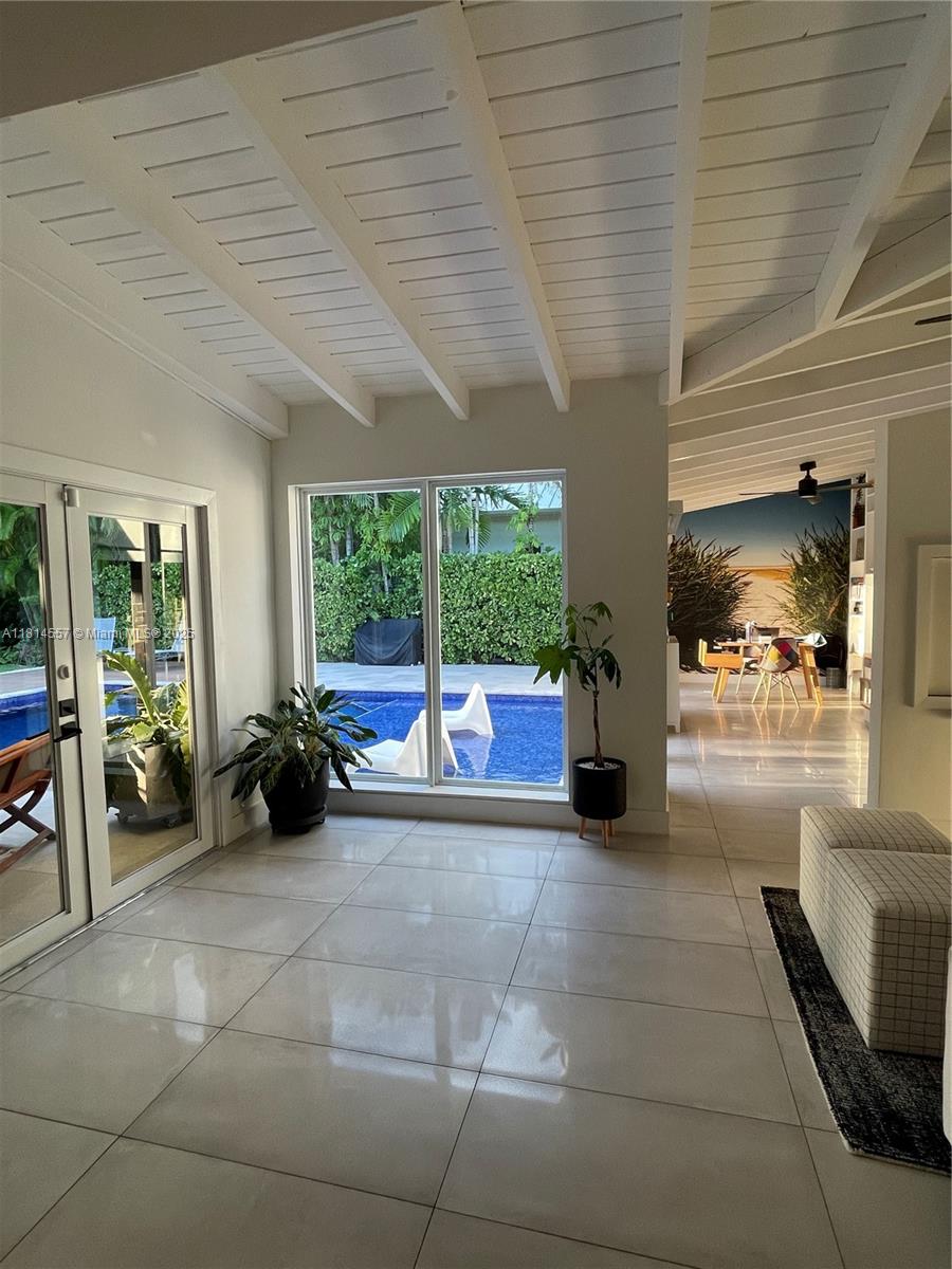 5775 SW 80th St # 5775