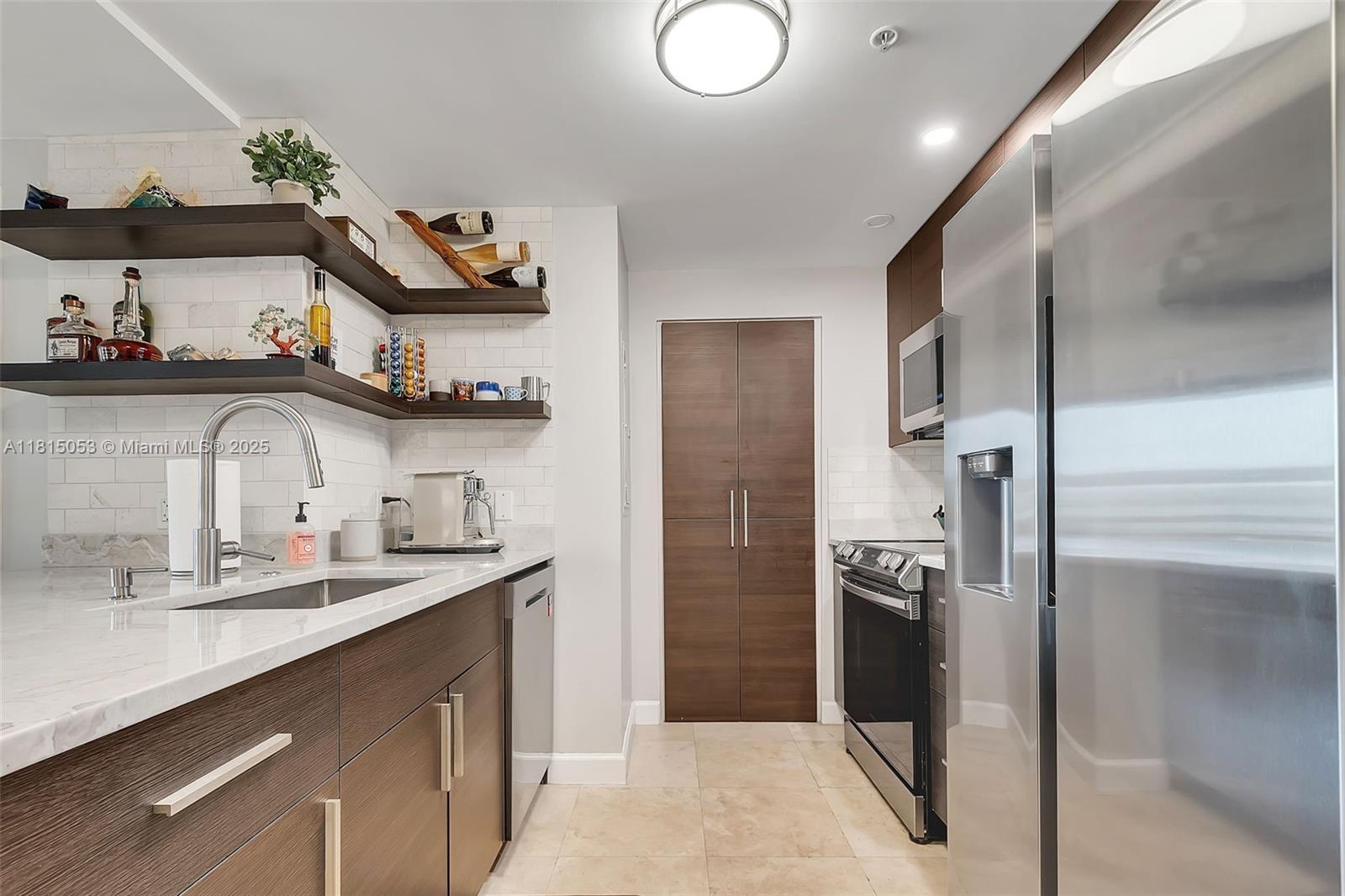 2650 SW 37th Ave # 505